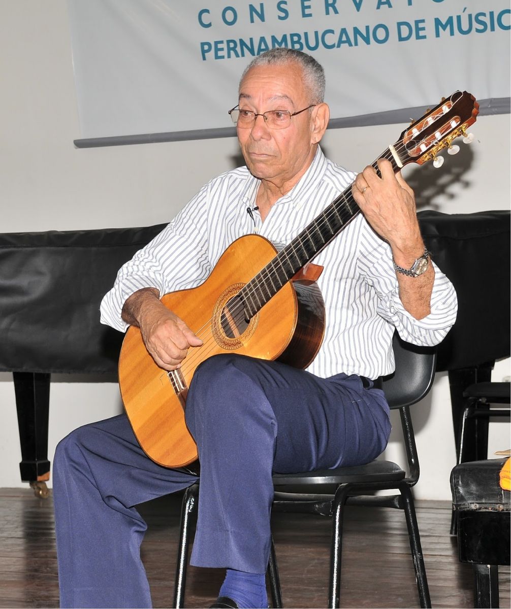 Maratona de recitais e diversidade musical marcam IV Seminário de Violão José Carrión no Recife - Júlio Moreira