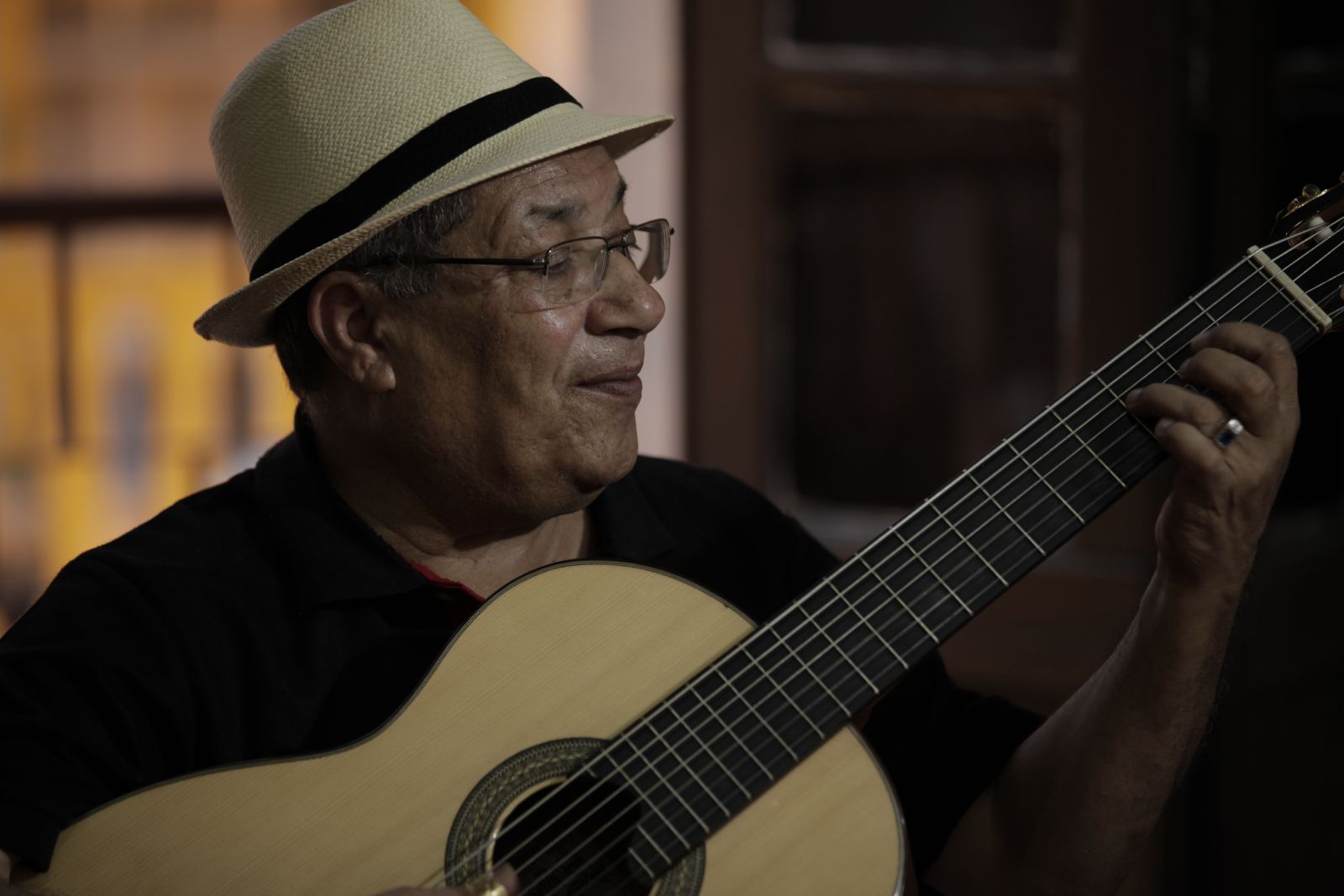 Canal Brasil exibe série dedicada ao violão 7 cordas - Luizinho 7 Cordas