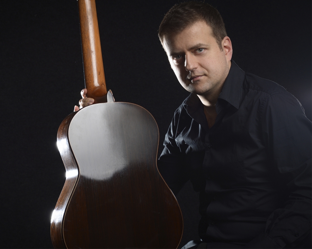 21h - Goran Krivokapic apresenta