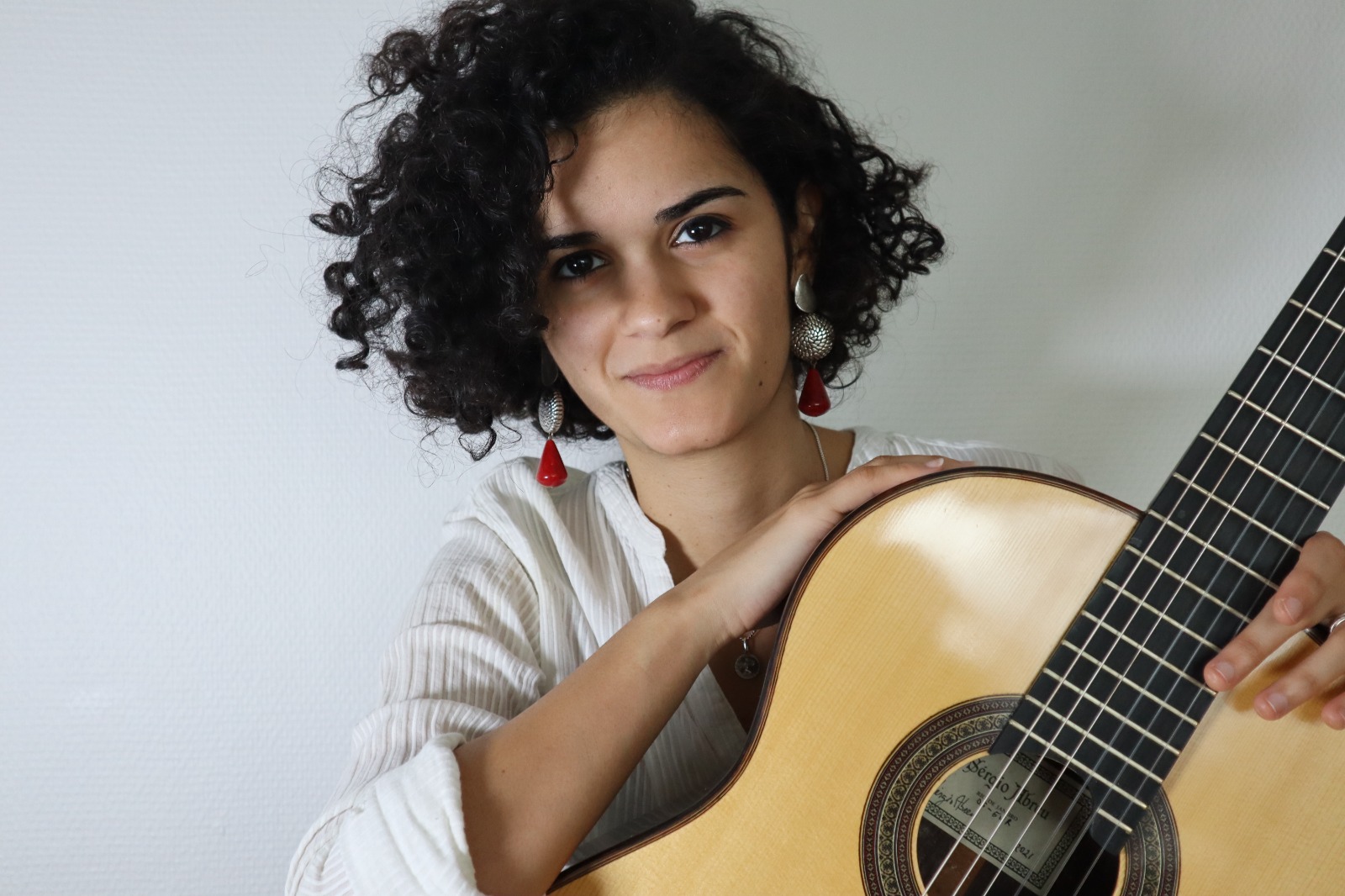 Violonista carioca Anna Leone, que mora na Finlândia, faz recital pela série da AV-Rio - Foto: Anna Leone