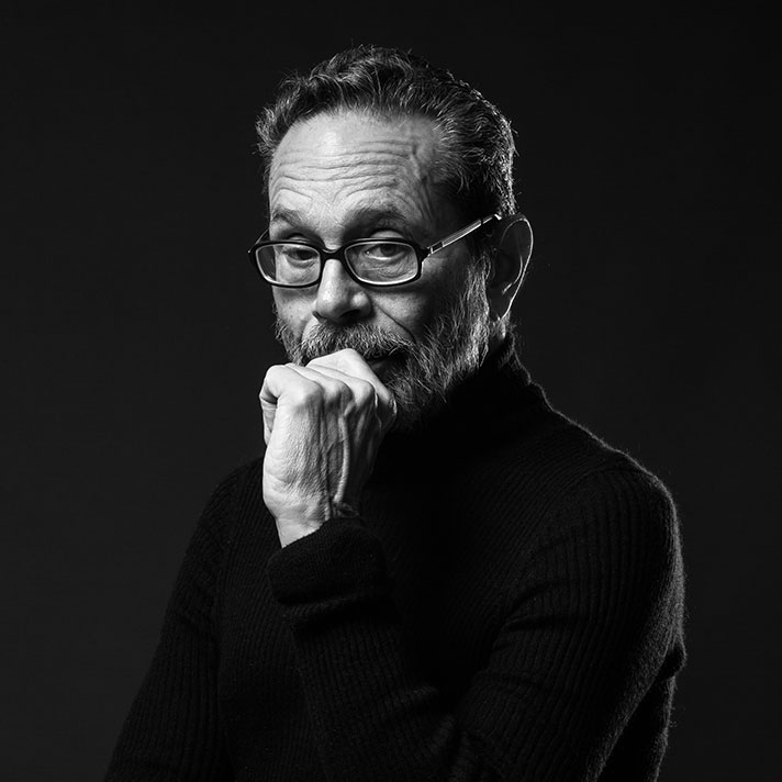 Decifrando a obra de Leo Brouwer em três lições, por Fabio Bartoloni