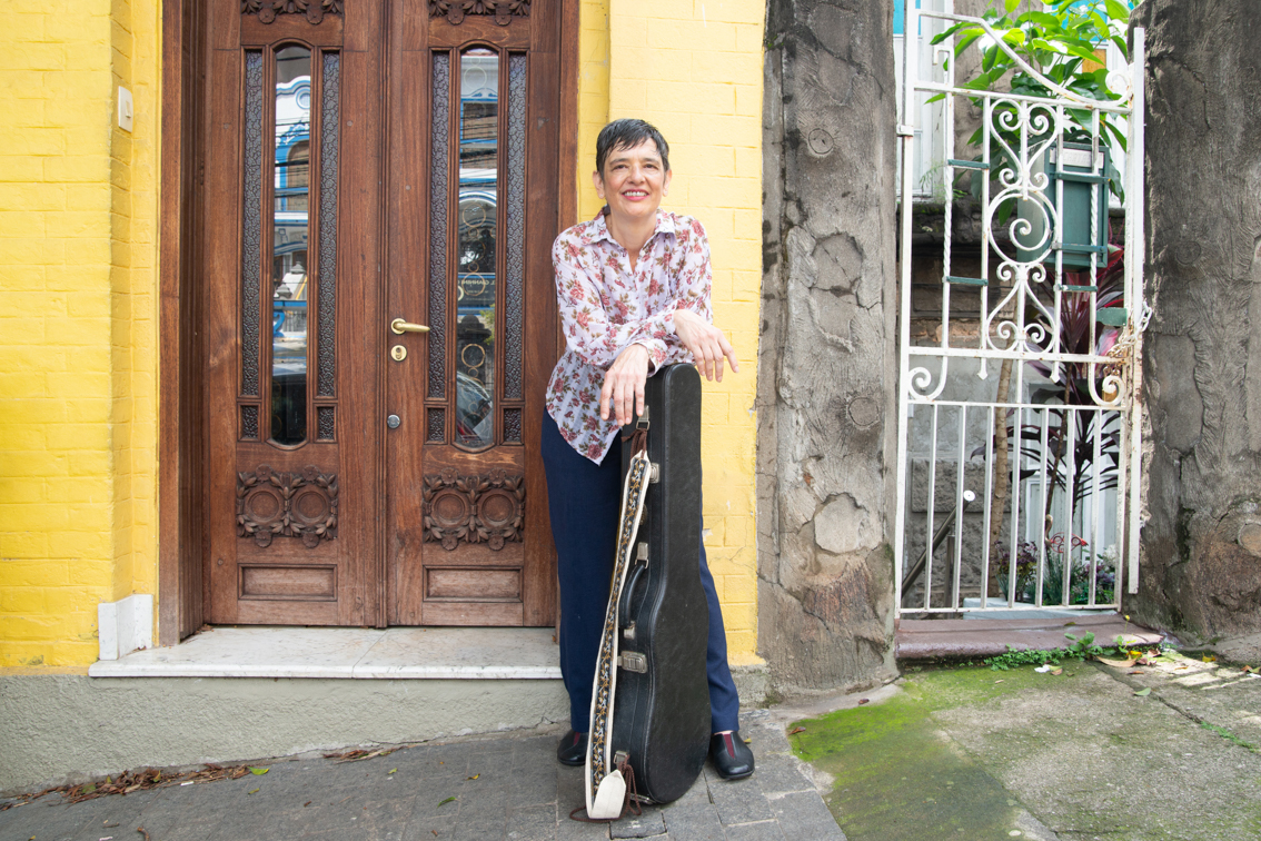 Choros paulistanos para violão do início do século 20 são analisados por Flavia Prando - Foto: Flavio Prando