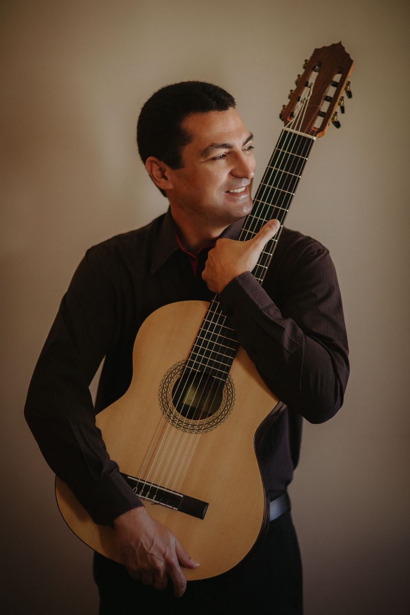 Tesouros do violão descobertos na Coleção Ronoel Simões são temas de palestras e recital no Centro Cultural SP - Foto Humberto Amorim - Crédito: Fer Brizard