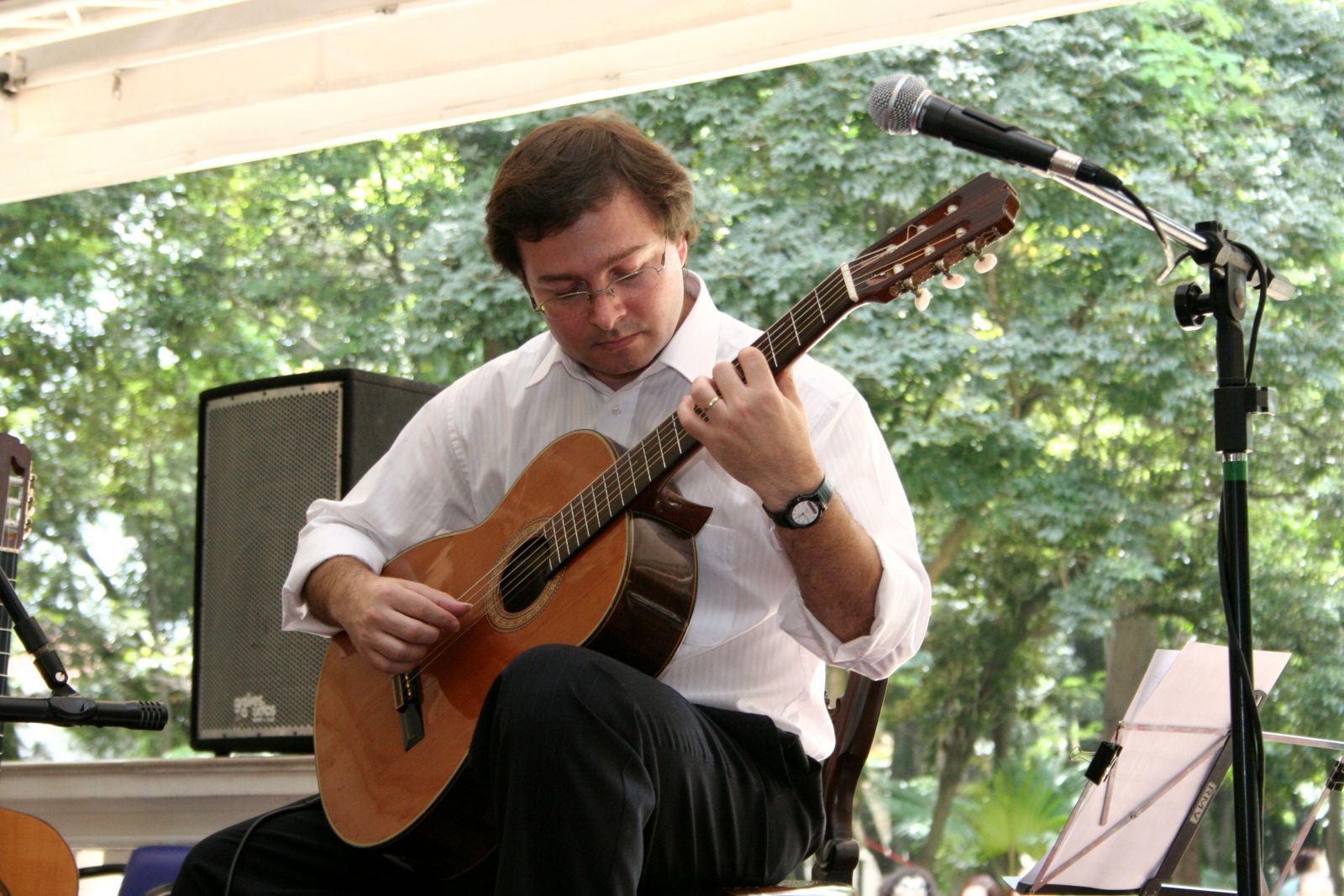 Violonistas realizam workshop sobre trilha sonora, arranjo, improvisação, produção e carreira